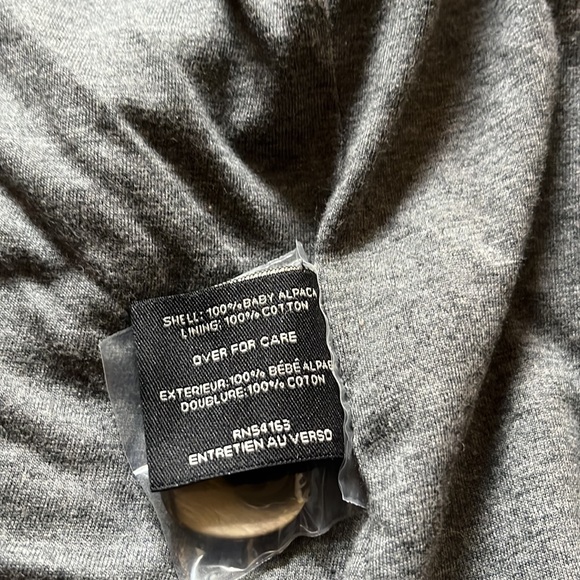 Cole Haan Baby Alpaca Grey Sweater.Preowned - Picture 10 of 11